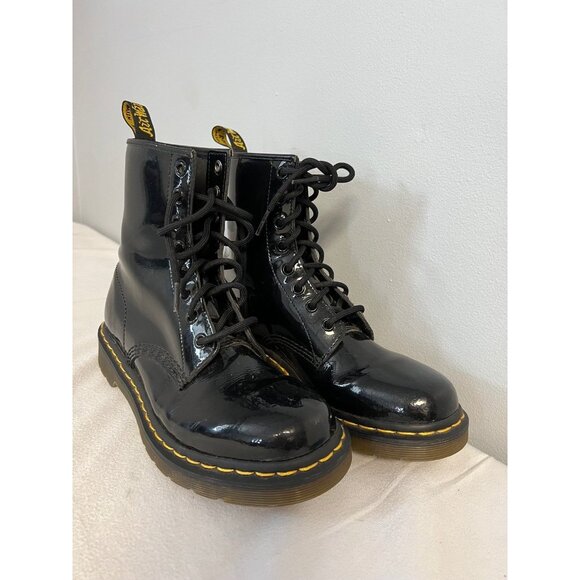 Dr. Martens Shoes - womens dr martens boots